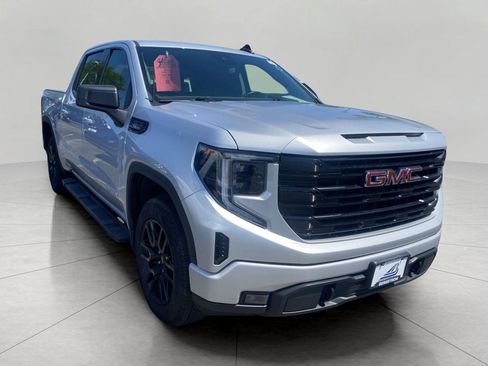 Used 2022 GMC Sierra 1500 Elevation w/ X31 Off-Road Package AWD/4WD image 1