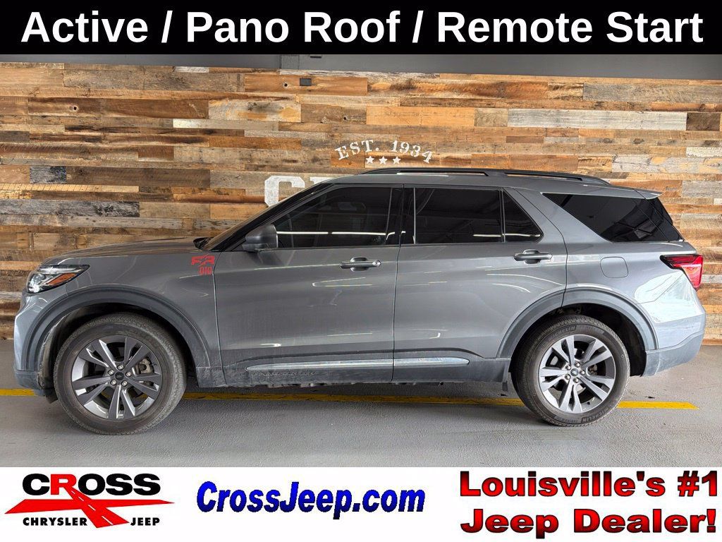 Used 2025 Ford Explorer Active w/ Active Comfort Package AWD/4WD image 1