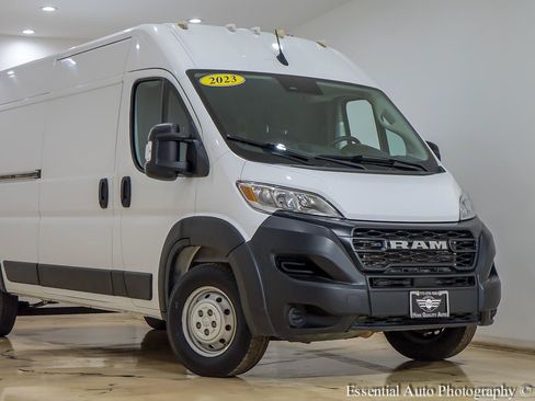 Used 2023 RAM ProMaster 2500 FWD image 2