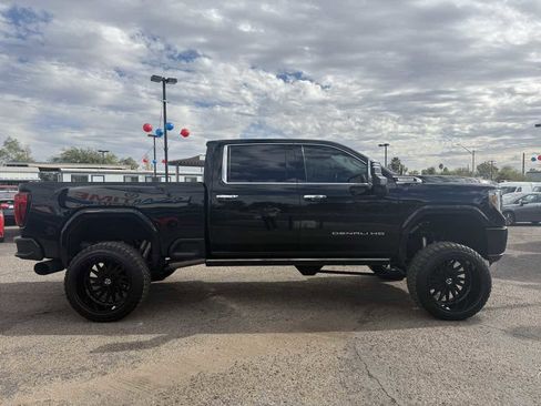 Used 2021 GMC Sierra 2500 Denali w/ Denali Ultimate Package image 4