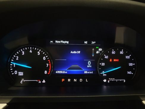 Used 2022 Ford Explorer XLT w/ Equipment Group 202A image 23