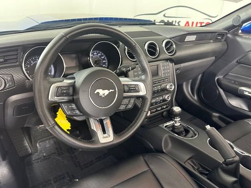 Used 2017 Ford Mustang Convertible w/ Equipment Group 051A RWD image 18