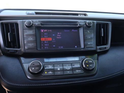 Used 2013 Toyota RAV4 XLE w/ Preferred Accessory Pkg FWD image 20
