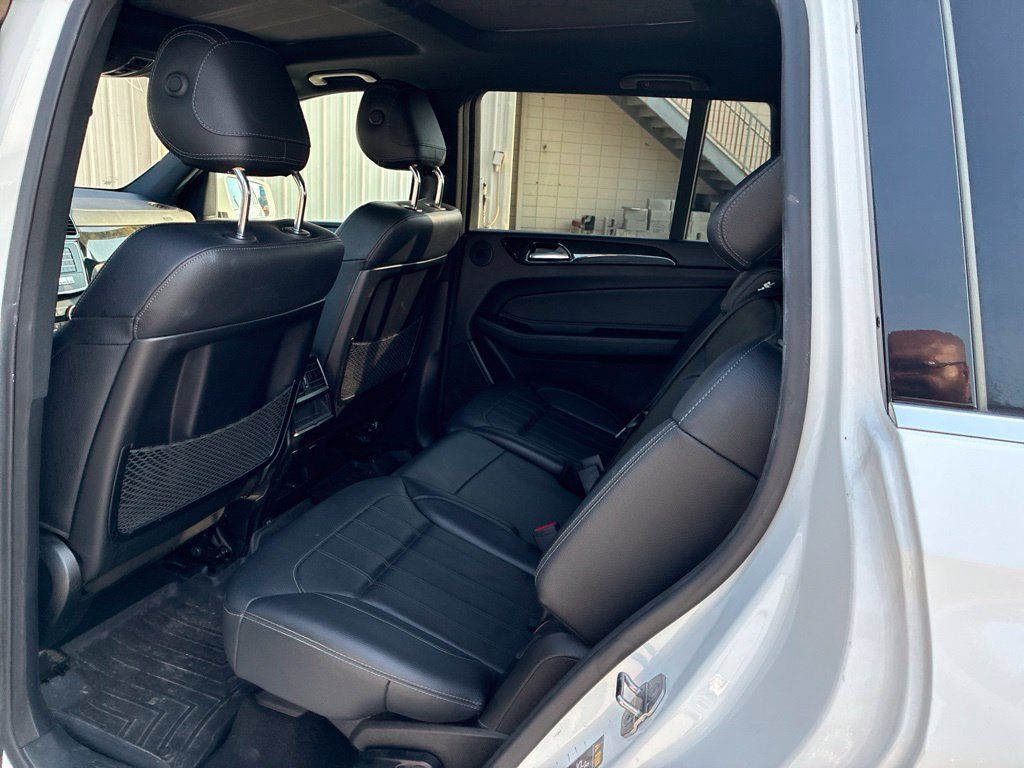 Used 2018 Mercedes-Benz GLS 450 4MATIC image 18