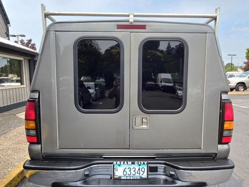 Used 2007 GMC Sierra 2500 SLT w/ Heavy-Duty Power Package AWD/4WD image 7