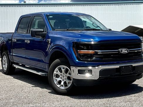 Used 2025 Ford F150 XLT w/ Equipment Group 301A Standard AWD/4WD image 2