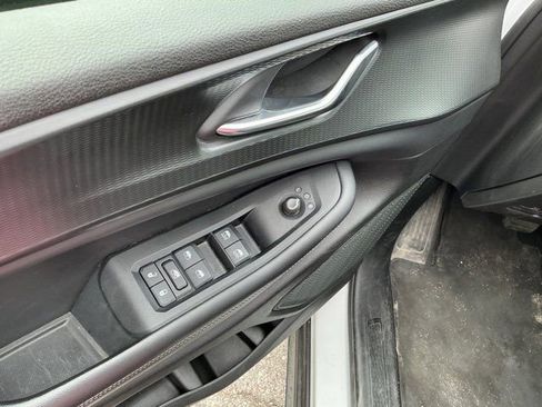 Used 2024 Jeep Grand Cherokee Altitude image 19