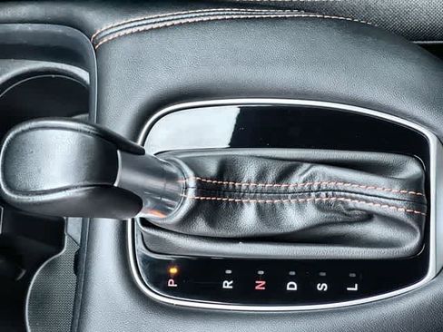 Used 2024 Honda HR-V Sport image 16