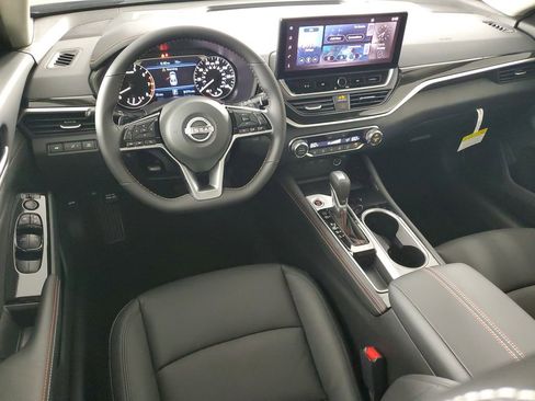 New 2025 Nissan Altima 2.5 SR w/ SR Premium Package image 15