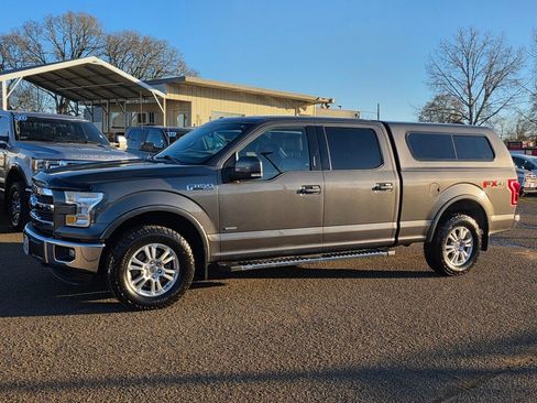 Used 2016 Ford F150 Lariat w/ Equipment Group 501A Mid image 32