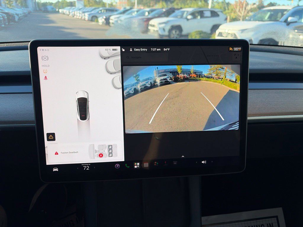 Used 2022 Tesla Model Y Long Range AWD/4WD image 28