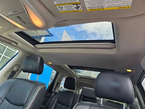 Used 2019 INFINITI QX60 Luxe w/ Sensory Package AWD/4WD image 22