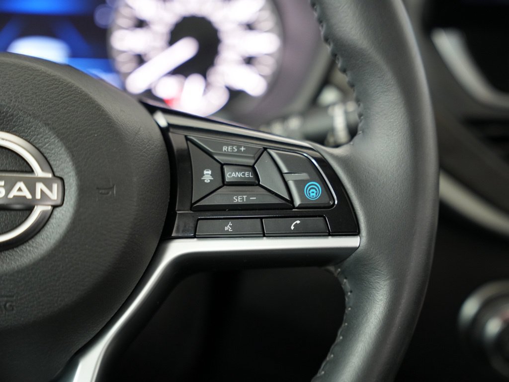 Used 2023 Nissan Altima 2.5 SV w/ SV Premium Package FWD image 13