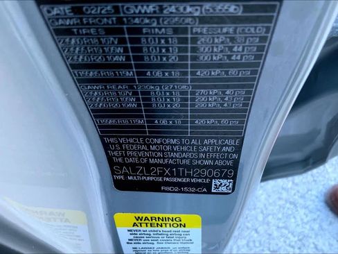 Used 2026 Land Rover Range Rover Evoque Dynamic SE image 31