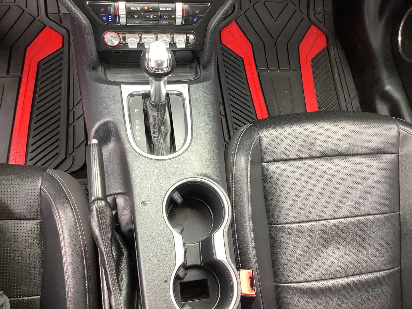 Used 2022 Ford Mustang Premium RWD image 30