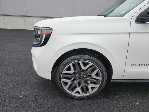 New 2025 Ford Expedition Max Platinum w/ Platinum Ultimate Package AWD/4WD image 10
