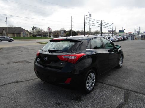 Used 2016 Hyundai Elantra GT image 8