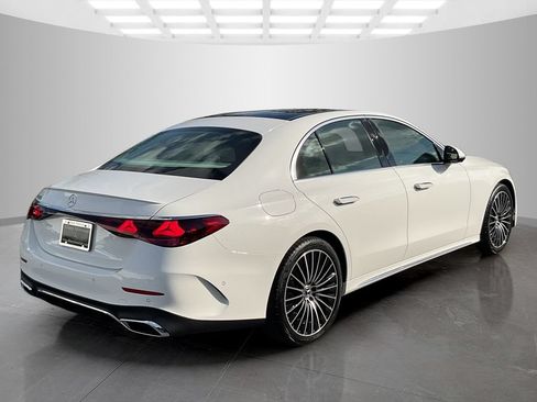 Used 2026 Mercedes-Benz E 350 Sedan image 6