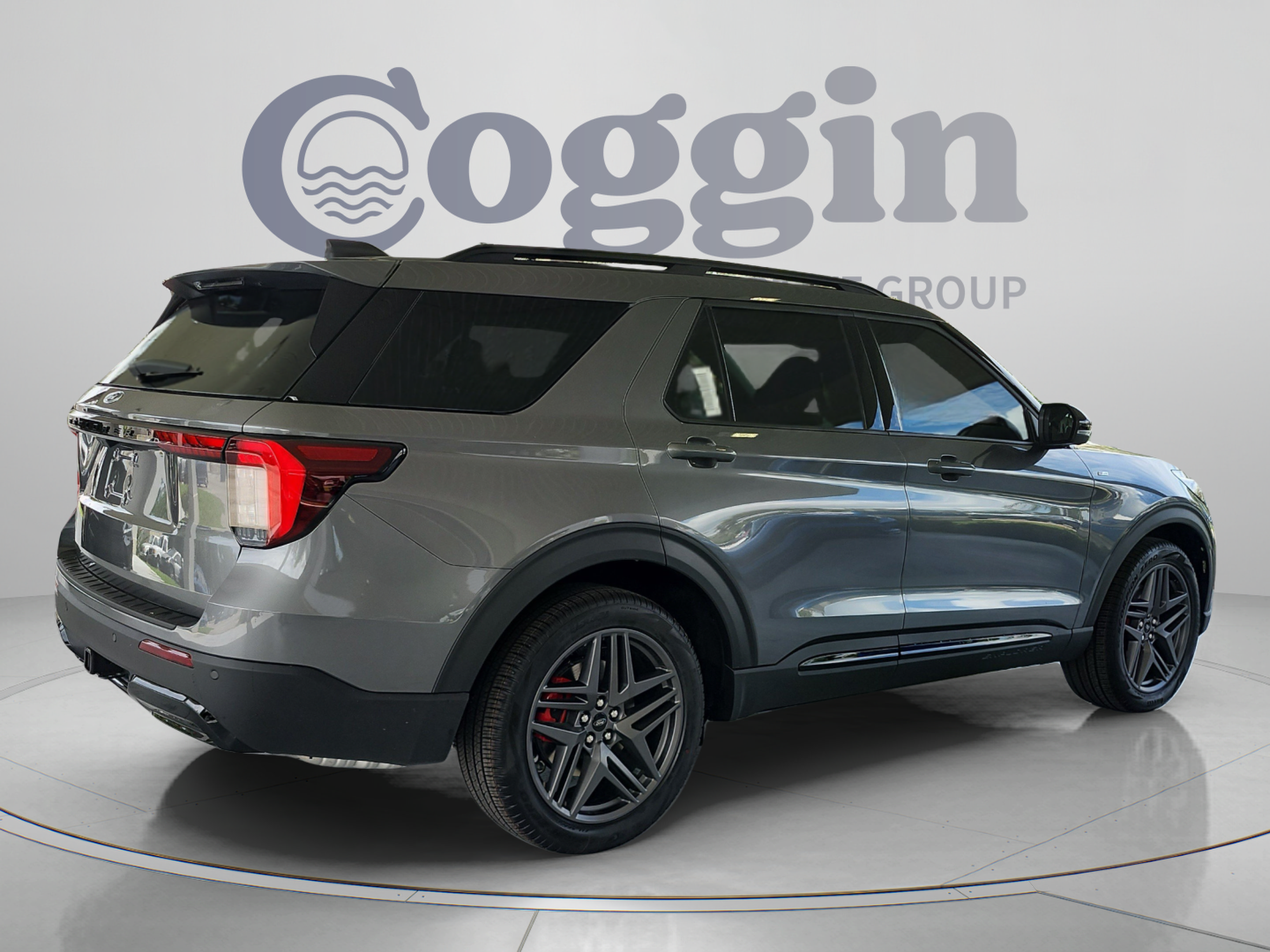 New 2026 Ford Explorer ST-Line w/ ST-Line Street Pack RWD image 5
