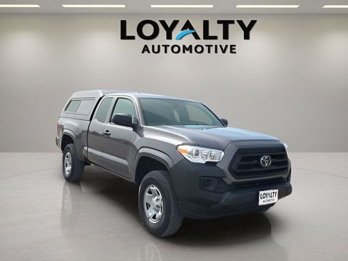 Used 2022 Toyota Tacoma SR image 7