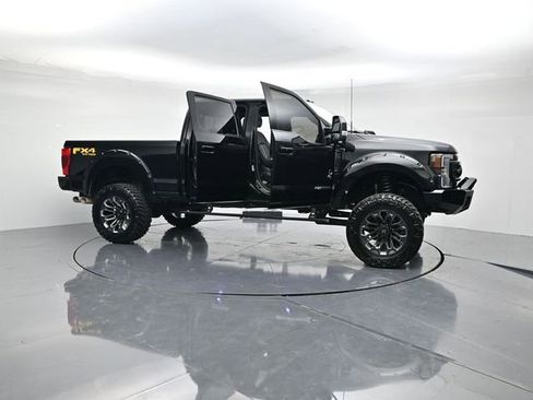 Used 2022 Ford F250 Lariat w/ Black Appearance Package image 50