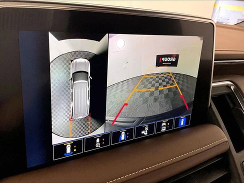 Used 2024 Chevrolet Tahoe High Country AWD/4WD image 24