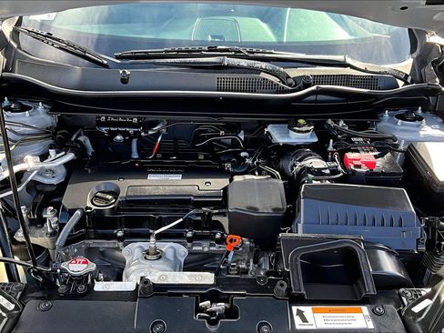 Used 2018 Honda CR-V LX image 9