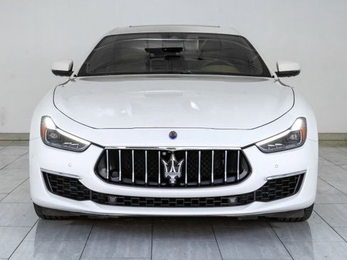 Used 2018 Maserati Ghibli S GranLusso AWD/4WD image 3