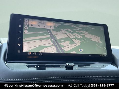 Certified 2025 Nissan Rogue SL FWD image 36