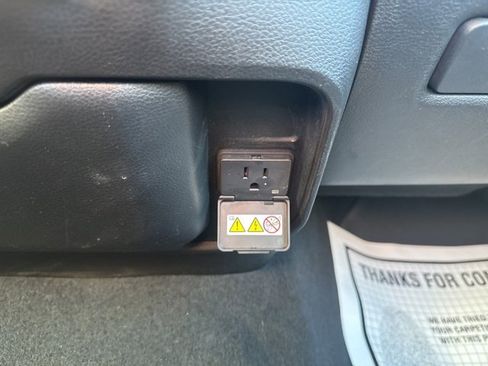 Used 2019 RAM 1500 Laramie image 23