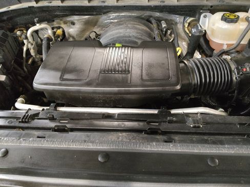Used 2020 Chevrolet Silverado 1500 Custom w/ Custom Value Package RWD image 30