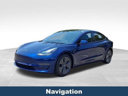 Used 2023 Tesla Model 3 Standard Range RWD image 4