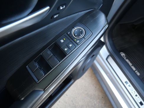 Certified 2023 Lexus IS 300 w/ Premium Package image 18