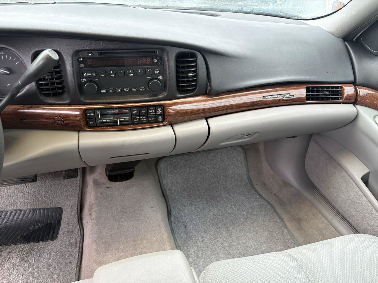 Used 2004 Buick Le Sabre Custom FWD image 2