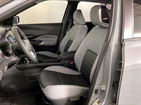 Used 2024 Nissan Kicks SR w/ SR Premium Package image 35
