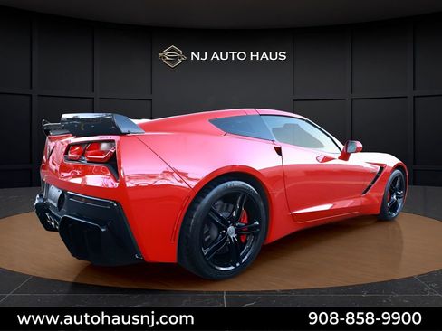 Used 2016 Chevrolet Corvette Stingray Coupe RWD image 10