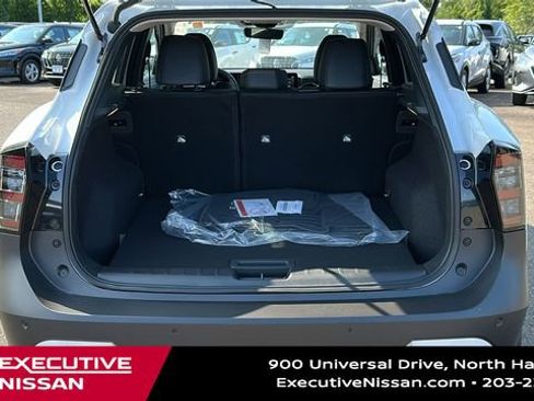 New 2025 Nissan Kicks SR w/ Interior Electronics Package image 25