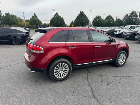 Used 2013 Lincoln MKX AWD image 5