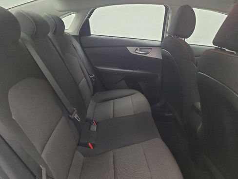 Used 2024 Kia Forte LXS w/ LXS Technology Package image 19