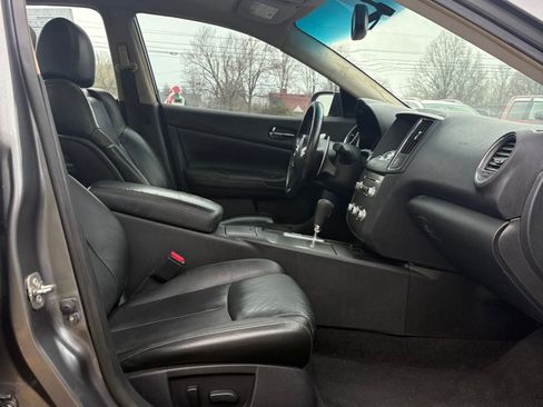 Used 2014 Nissan Maxima 3.5 SV w/ Sport Package image 11