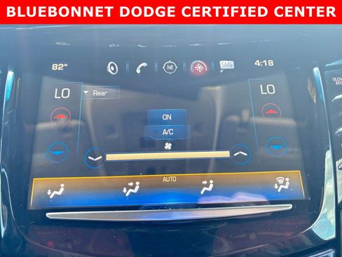 Used 2018 Cadillac Escalade Luxury RWD image 17