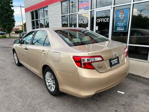 Used 2012 Toyota Camry LE FWD image 5