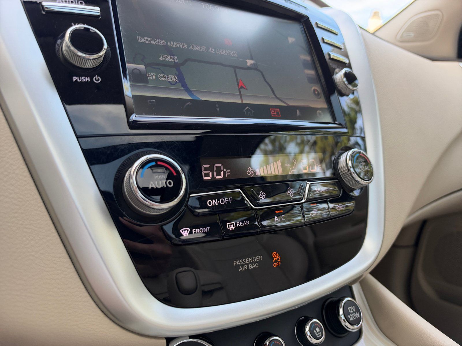 Used 2017 Nissan Murano Platinum w/ Platinum Technology Package AWD/4WD image 24