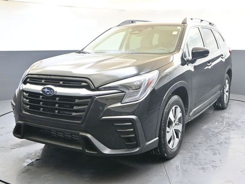 Used 2024 Subaru Ascent Premium w/ Convenience Package image 1