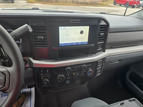 New 2026 Ford F250 XLT w/ F-250 >10K GVWR Package image 9
