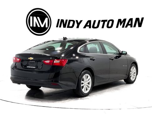 Used 2017 Chevrolet Malibu LT FWD image 4