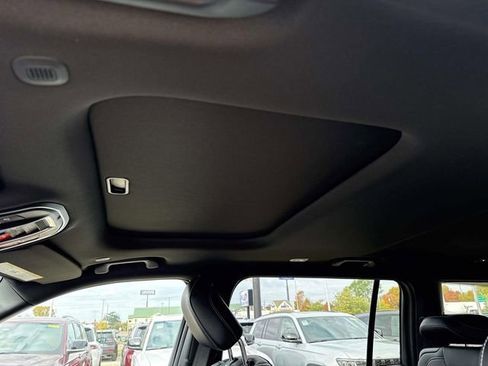 New 2025 Jeep Grand Cherokee L Altitude RWD image 14