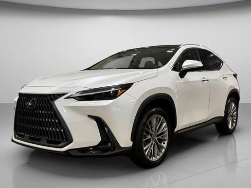 Used 2024 Lexus NX 350h AWD w/ Vision Package image 7