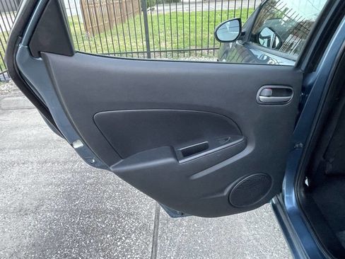 Used 2014 MAZDA MAZDA2 Sport image 14