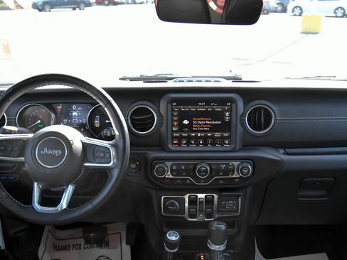 Used 2023 Jeep Wrangler Unlimited Sahara w/ Cold Weather Group AWD/4WD image 42